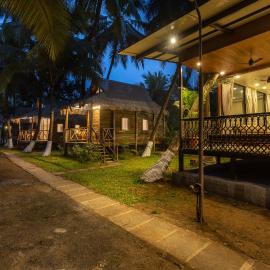 SaffronStays Aquamarina Retreats