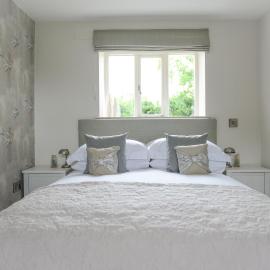 Cromhall Farm, hotel in Chippenham