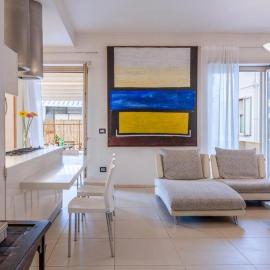 Centro e mare - 2 camere, terrazza e jacuzzi