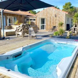 Villa Santa Teresa - Domaine Le Sherwood, hotel in Notre-Dame-de-Monts