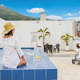 TAMA Hotel Granada Real Cali, hotell i Cali