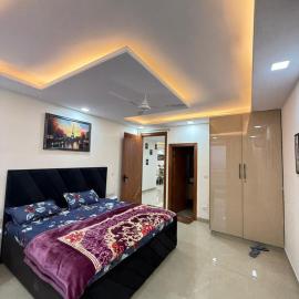 Stella Homestay Near Yashobhoomi with Rooftop, hôtel à New Delhi