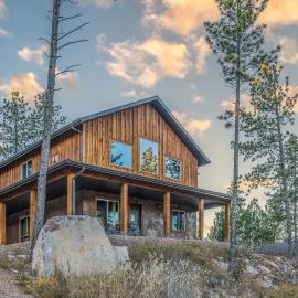 Pineview Cabin Retreat in the Black Hills- 4 bed, 2 bath
