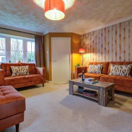 Central 3-Bedroom House Sleeps 5 with Parking, hotel en Bourne