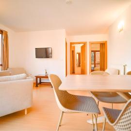 3H en Soldeu con vistas, parking y wifi rápido I AndStay, hotell i Soldeu