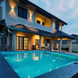 A6886 Swimming Pool Villa