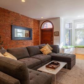 Downtown Victorian home wStunning Roof & Parking
