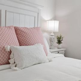 Seabreeze Haven 6 - Steps to Beach, Pool, Fast WiFi, hotel a Pass Christian