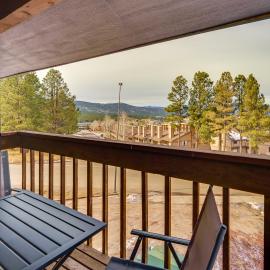 Walk to Angel Fire Resort: Pet-Friendly Getaway, hotel v destinácii Angel Fire