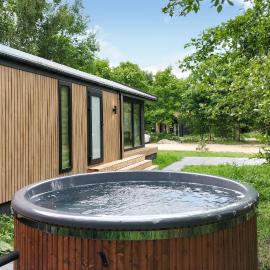 Sernets Recreatie Chalet 111, Hotel in Oud-Gastel