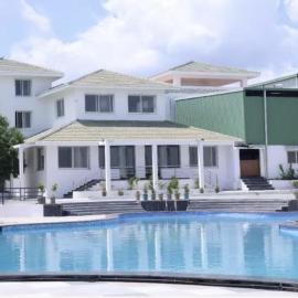 Firefox Hotel and Resort, hotell sihtkohas Moinabad