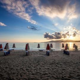 Maragas Beach Naxos Camping、ナクソス・コラのホテル