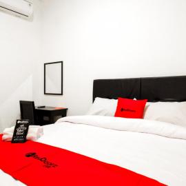 RedDoorz @ Jalan Wonosari KM.9, hotel v destinácii Yogyakarta