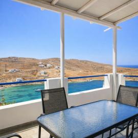 Blue Calm House Kythnos, hotel in Agios Dimitrios