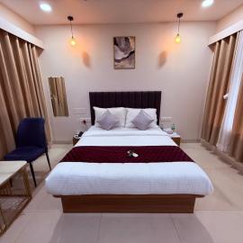 Hotel Silver Leaf - Vile Parle East - Near Mumbai Airport
