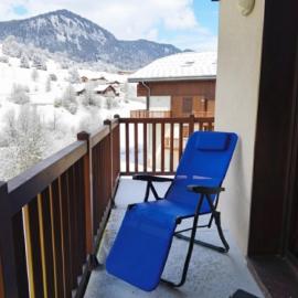 Apartment with pool at the foot of the slopes, hotel in Flumet