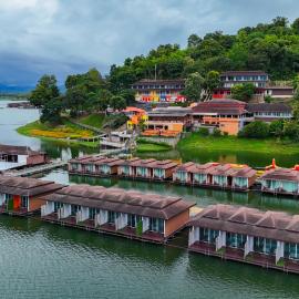 Raya Buri Resort Kanchanaburi, Hotel in Si Sawat