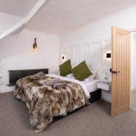 Brand New Stylish Apartment with Super King Bed in Harrogate