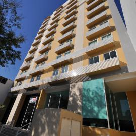 Mont Blanc Suites Duque de Caxias، فندق في دوق دي كاكسياس