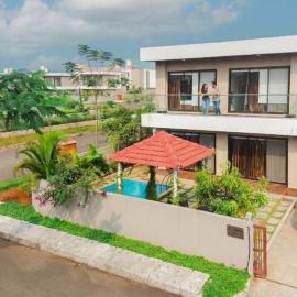 EKOSTAY - Trinity Villa, hotel u gradu Karjat