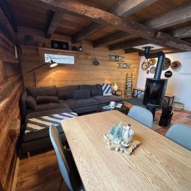 Mayen unique et authentique, hotel din Vernamiège