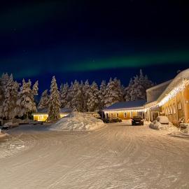 Arctic Shaman Adventures -Jurtta, hotel a Köngäs