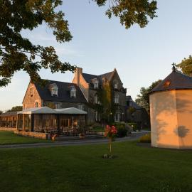 Manoir de la Roche Torin, The Originals Relais, hotel a Courtils
