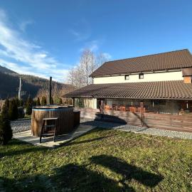 Casa de vacanta Cabana Toto, hotel in Sebeşu de Jos