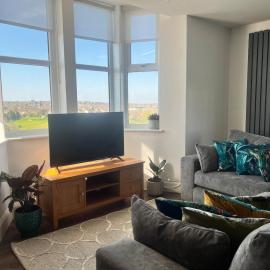 Upper Valley View, hotel in Keynsham