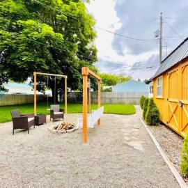 Copper Voyage, Fenced Backyard