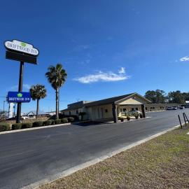 Driftwood Inn - Lake City