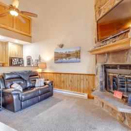 The Inn at Silver Creek Resort Retreat w/ Balcony!