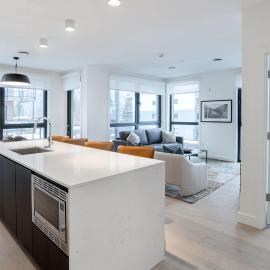 Alpine Living - Modern 2 Bedroom Condo, hotel a Revelstoke