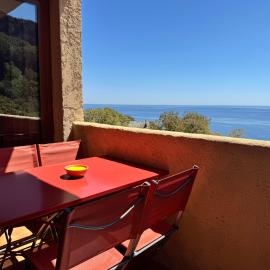 Charmant appartement vue mer, hotel u gradu Brando