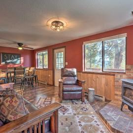 Secluded Mtn Escape! Cabin 6 Mi to Mueller Park, hotel em Divide