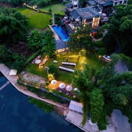 Moondance Boutique Resort, hotel di Yangshuo