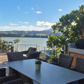 Luxurious Living + Spa - beautifully presented, hotell sihtkohas Raglan
