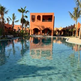 Arabian Coral, hotell sihtkohas Ḩaḑbaram
