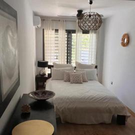 Duplex d'Eva Beach، فندق في سان جيل لي بان