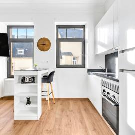 Studio 4 - Central near Place de Paris