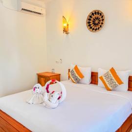 Trytan Gerupuk Homestay, hotel a Bumbang