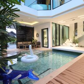 Indiluxe pool villa