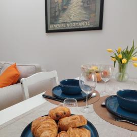 Appartement rénové centre Pont-Audemer-calme, Wi-Fi, proche Honfleur: Pont-Audemer şehrinde bir otel