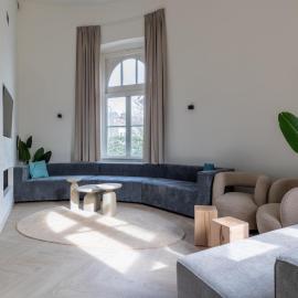 Renovated luxury water tower within walking distance of the beach boulevard