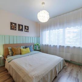 Nurme rõduga apartement hubane peatus tasuta parkimise ja WiFi-ga, מלון ברפלה