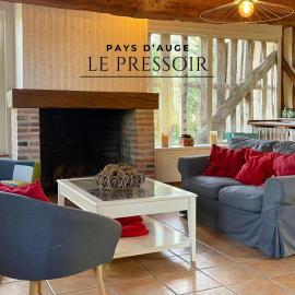 Pressoir de la mare SUPERHOTE 12 minutes de Cabourg, hotel a Goustranville