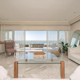 Luxury Penthouse Ashdod, Sea View, 5 Bedrooms, Rooftop, hotel em Asdode