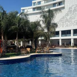 Grand Sapphire Casino 1 bedroom C А, hotel v destinaci Famagusta