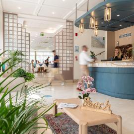 Amadei Hotel Promenade, hotell i Pesaro