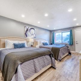 Sea Treasures Inn #104, hotel di Rockaway Beach